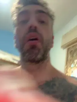 Cam4 Live Porn of Guty85