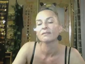 Cam4 Adult Video Chat of Soniapoledance