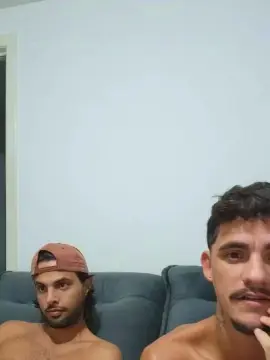 Cam4 Free Live Porn of Levi_Henrique