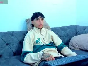 Cam4 Adult Video Chat of KroyWave