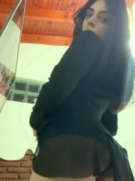 Cam4 Free Live Porn of cielehot