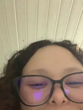 Cam4 Sex Cam of AnnezinhaHot
