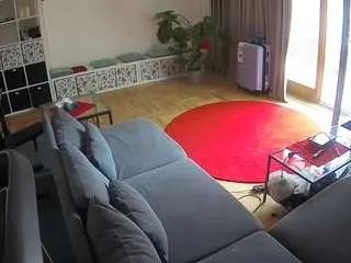 Camsoda Sex Cam of voyeurcam-julmodels-living-4