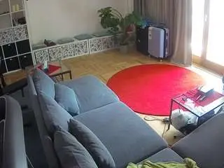 Camsoda Adult Webcams of voyeurcam-julmodels-living-4