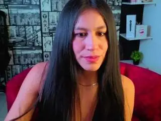 Camsoda Nude Webcam of emmygomez