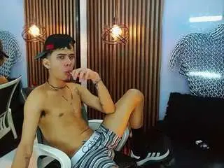 Camsoda Sex Chat of skinny-cute-alyer