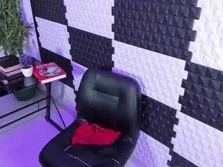 Camsoda Live Sex of alinamorris