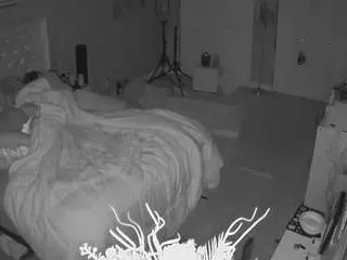 Camsoda Free Porn Cam of voyeurcam-house-charleys-room