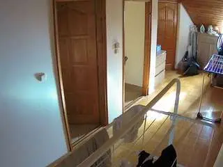 Camsoda Sex Chat of voyeurcam-julmodels-hall-2nd