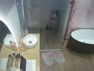 Camsoda Private Sex Chat of voyeurcam-casa-salsa-bathroom-6