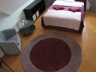 Camsoda Watch Live Sex Cams of voyeurcam-julmodels-whitebed-1