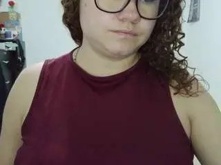 Camsoda Adult Video Chat of curly-greeneyed