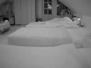 Camsoda Best Webcam of voyeurcam-julmodels-bed-3