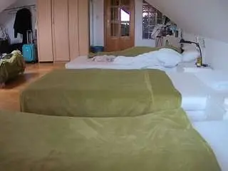 Camsoda Free Live Porn of voyeurcam-julmodels-bed-3