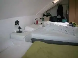 Camsoda Adult Webcam of voyeurcam-julmodels-bed-4