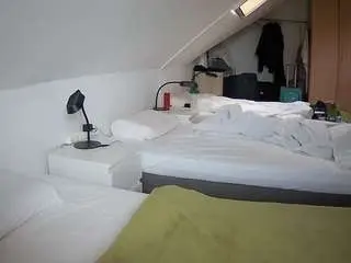 Camsoda Live Sex Cam of voyeurcam-julmodels-bed-4