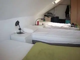 Camsoda Best Webcam of voyeurcam-julmodels-bed-4