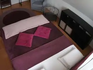 Camsoda Free Live Porn of voyeurcam-julmodels-whitebed-2