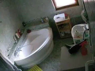 Camsoda Best live sex cam show of voyeurcam-julmodels-bath-1st-2