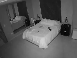 Camsoda Nude Webcam of voyeurcam-casa-salsa-bedroom-4