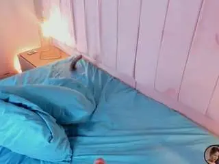 Camsoda Sex Cam of hillary-collins