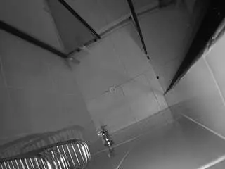 Camsoda Private Sex Chat of voyeurcam-jb-shower-2