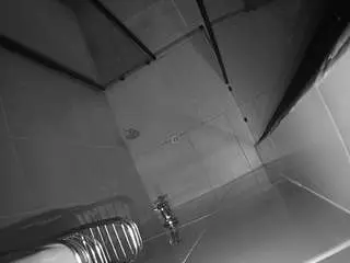 Camsoda Private Sex Chat of voyeurcam-jb-shower-2