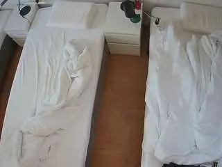 Camsoda Live Sex of voyeurcam-julmodels-bed-5