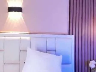 Camsoda Free Porn Cam of avymilton