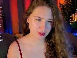 Camsoda Free Live Porn of elsiee-cuttiess