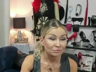 Camsoda Best Webcam of luxcrystal