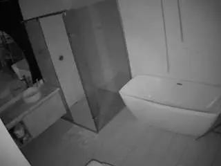 Camsoda Free Porn Cam of voyeurcam-casa-salsa-bathroom-2