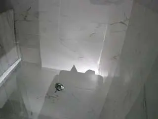 Camsoda Sex Chat of voyeurcam-casa-salsa-bathroom-11