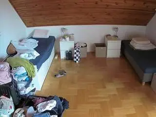 Camsoda Free Live Porn of voyeurcam-julmodels-greybed-3