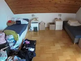 Camsoda Live Porn of voyeurcam-julmodels-greybed-3