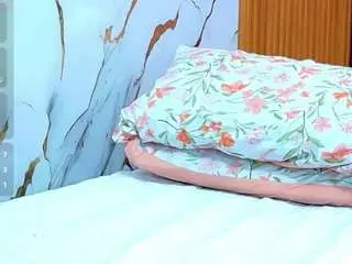 Camsoda Free Porn Cam of hornybarelylegalgirl