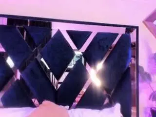 Camsoda Sex Cam of megan-devon