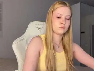 Camsoda Best Webcam of monikacutie
