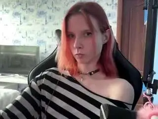 Camsoda Nude Webcam of loubramley