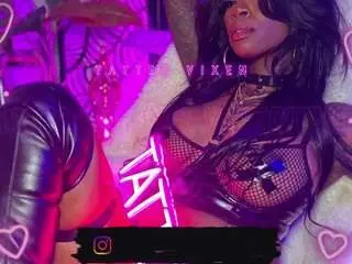 Camsoda Sex Chat of iamtattedqueen