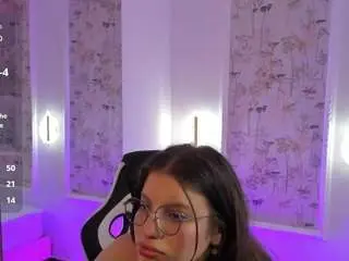 Camsoda Free Porn Cam of liiliie-petite