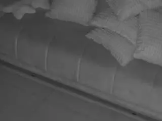 Camsoda Adult Webcams of voyeurcam-casa-salsa-parlor