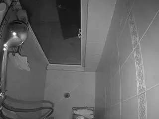 Camsoda Watch Live Sex Cams of voyeurcam-baileybase-shower