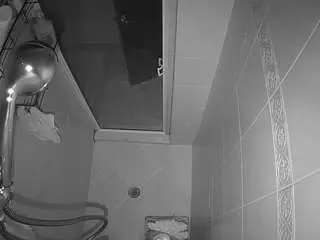 Camsoda Adult Webcam of voyeurcam-baileybase-shower