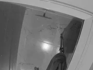 Camsoda Private Sex Chat of voyeurcam-casa-salsa-bathroom-12