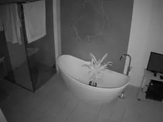 Camsoda Live Sex Cam of voyeurcam-casa-salsa-bathroom-5