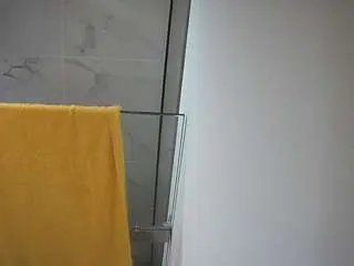 Camsoda Live Sex of voyeurcam-casa-salsa-bathroom-7