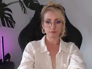 Camsoda Nude Webcam of cinderellamoon