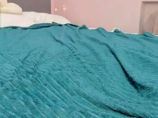 Camsoda Sex Cam of sara-moor