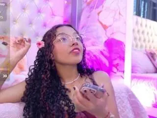 Camsoda Free Porn Cam of angeline-scot